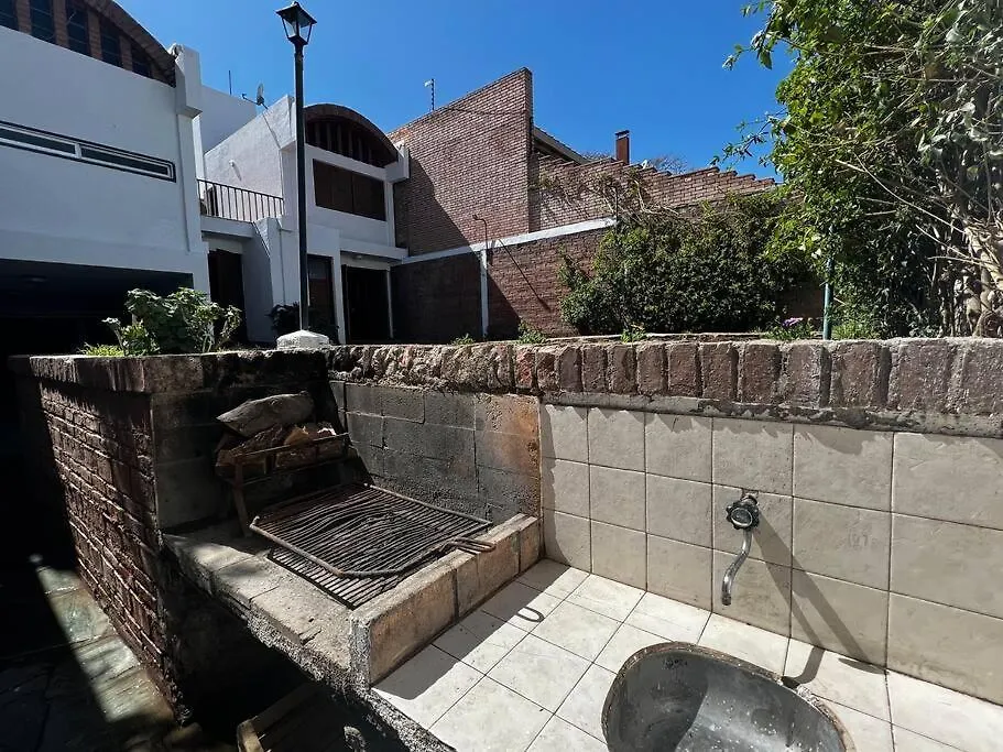 بيت للعطل فيلا Gran Casa A Metros Del Parque Gral San Martin ميندوزا الأرجنتين